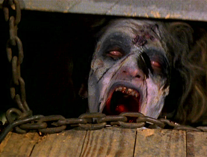 http://www.mondesetranges.fr/IMG/jpg/Evil_dead_1_4-2.jpg